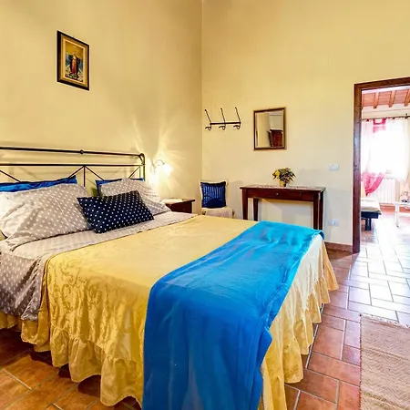 With 5 Bedrooms In Farneta, With Private Pool, Terrace And Wifi 빌라 *