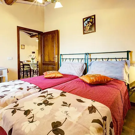 With 5 Bedrooms In Farneta, With Private Pool, Terrace And Wifi * 코르토나